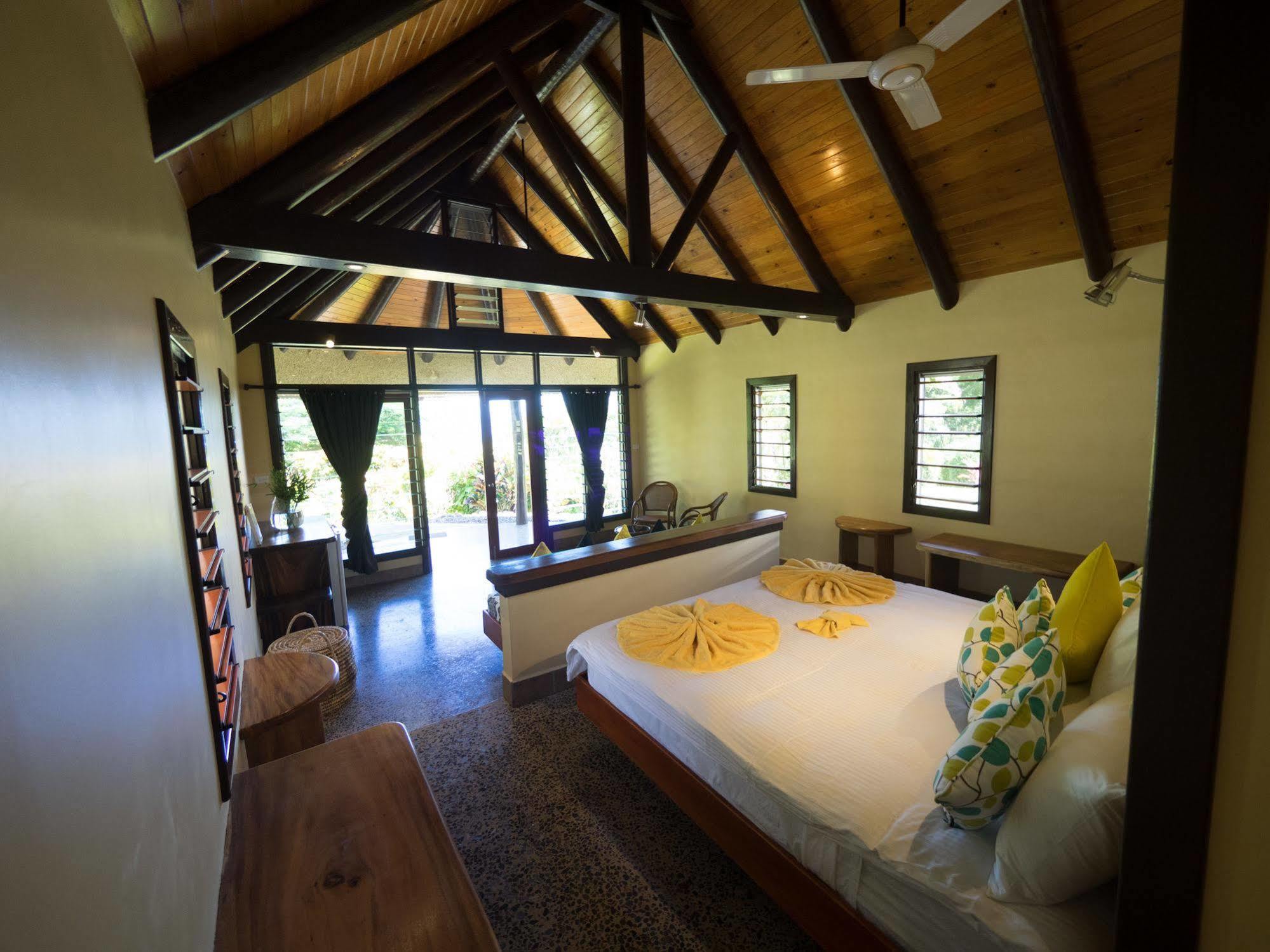 Taveuni Dive Resort Waiyevo Exterior photo