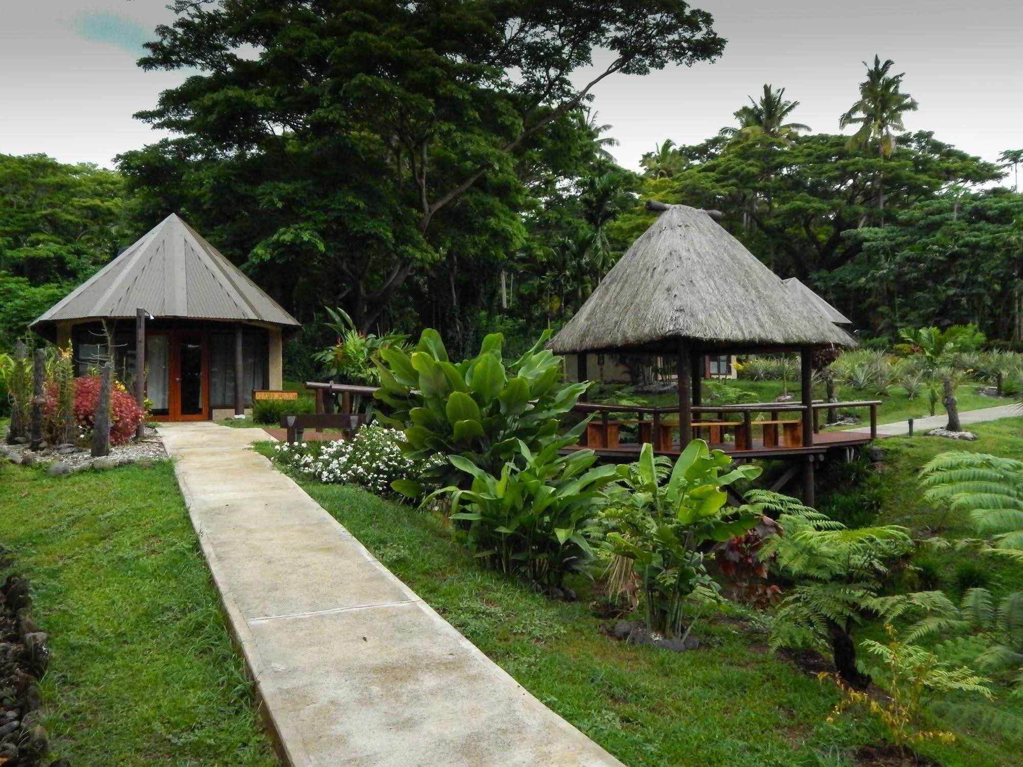 Taveuni Dive Resort Waiyevo Exterior photo